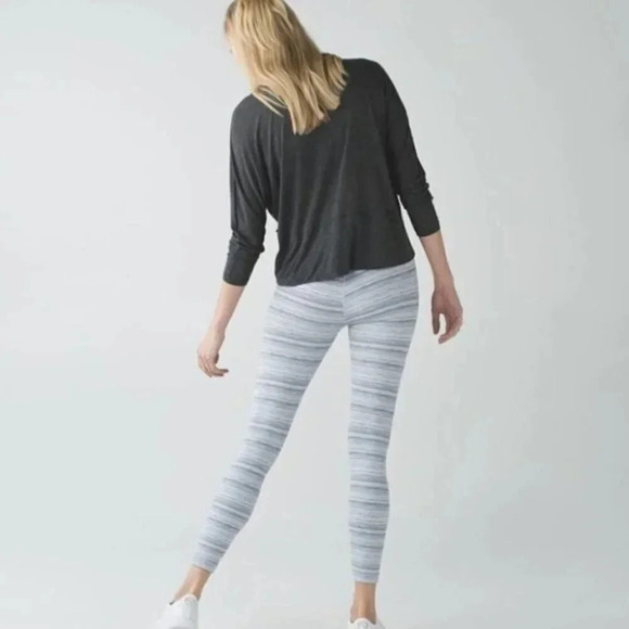 Lululemon High Times Crop Leggings in Silver Fox Coral Pink Zipper Small - Picture 3 of 11